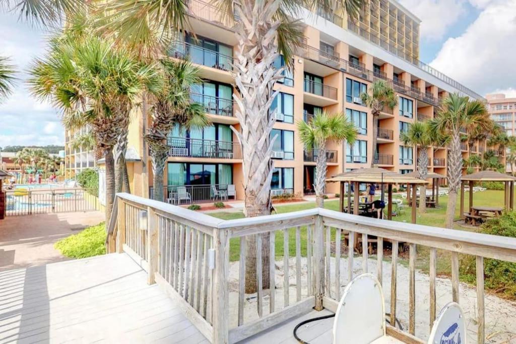 *oceanfront Sunny Fun*queen Beds *great Pools, Hot Tubs+*m44 Myrtle Beach