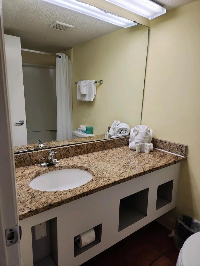 Oceanfront Efficiency T601 Holiday home Myrtle Beach