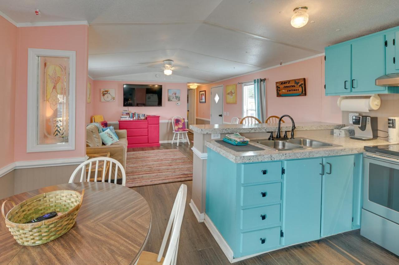 Myrtle House Private Deck And Community Pools Holiday home *