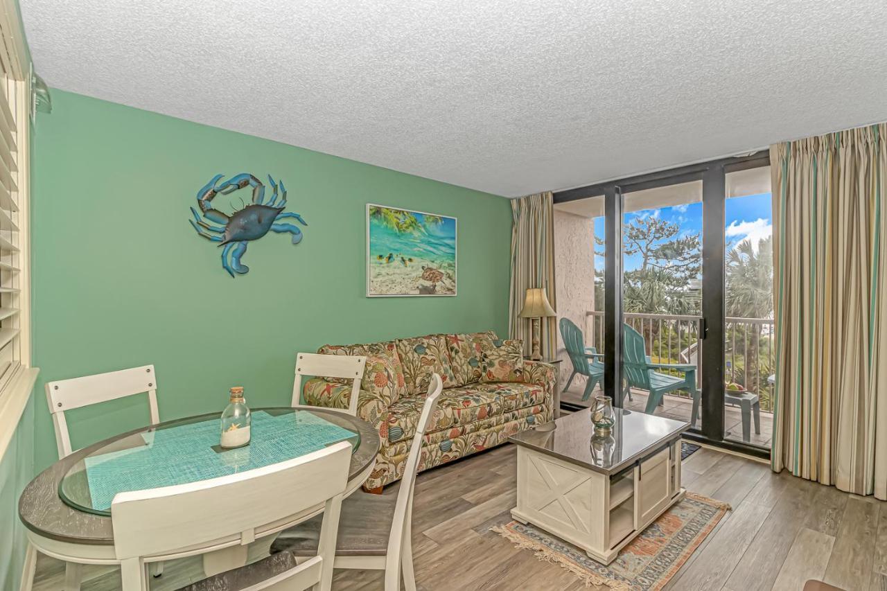 Colony Unit 208, Beautiful Oceanfront Condo, 1 Bedroom, 1 Bath Perfect For 6 * Myrtle Beach