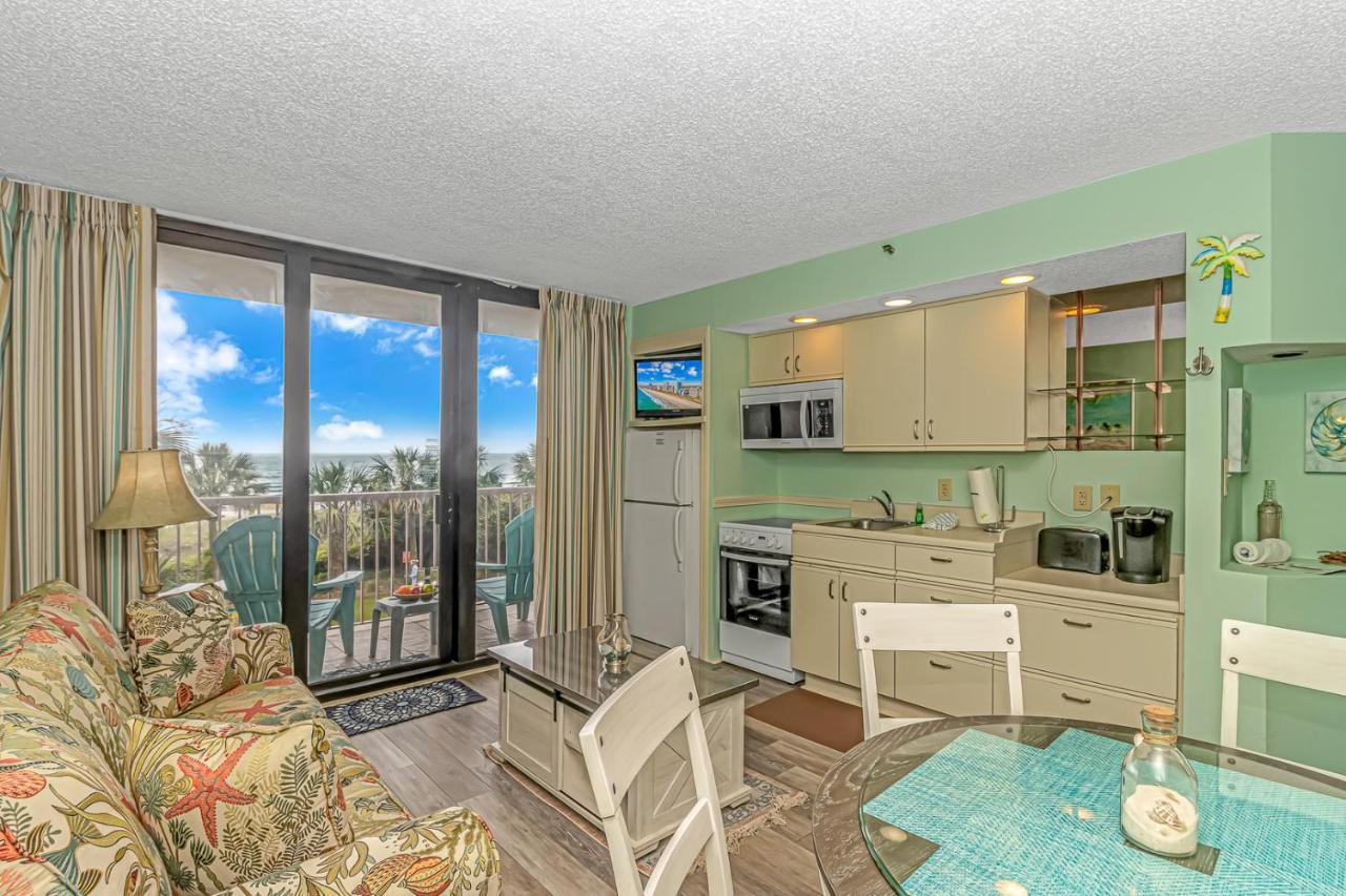 Colony Unit 208, Beautiful Oceanfront Condo, 1 Bedroom, 1 Bath Perfect For 6 Holiday home Myrtle Beach
