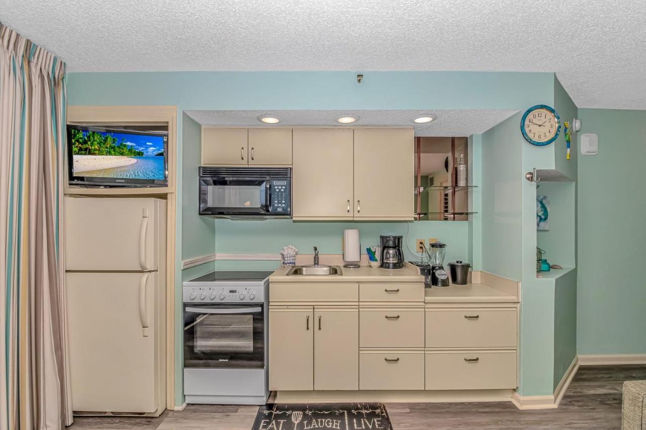 Colony Unit 208, Beautiful Oceanfront Condo, 1 Bedroom, 1 Bath Perfect For 6 Myrtle Beach