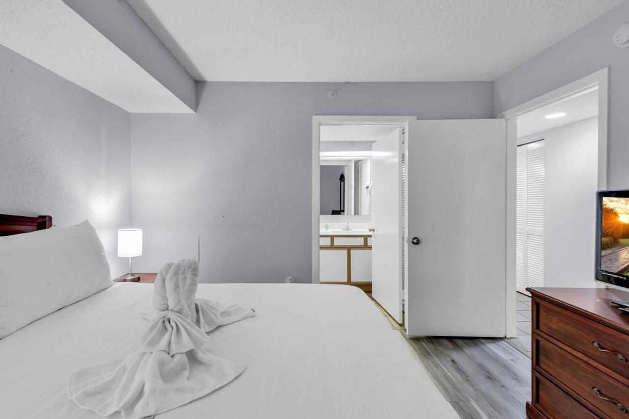 Ocean View 2br At Atlantica With Balcony