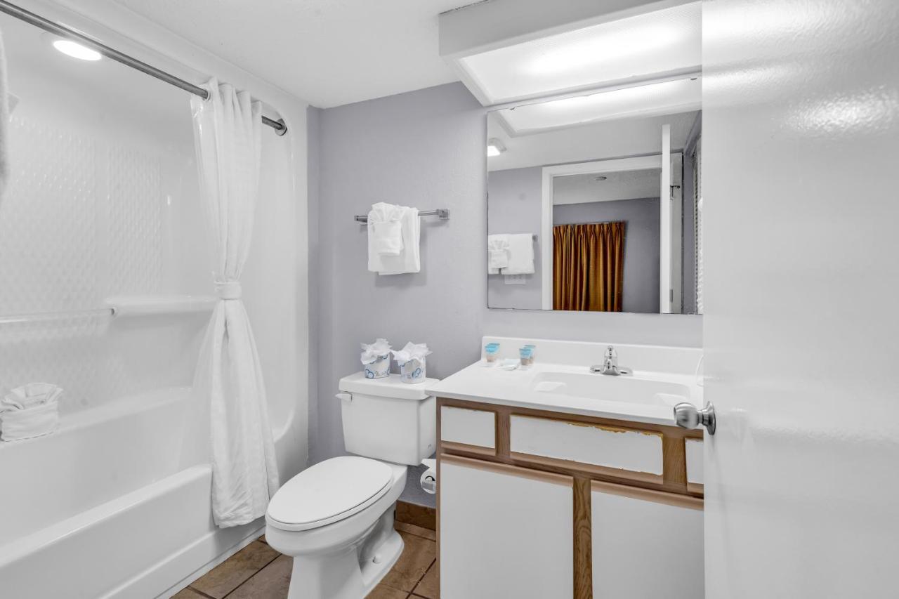 Apartment Ocean View 2br At Atlantica With Balcony Myrtle Beach