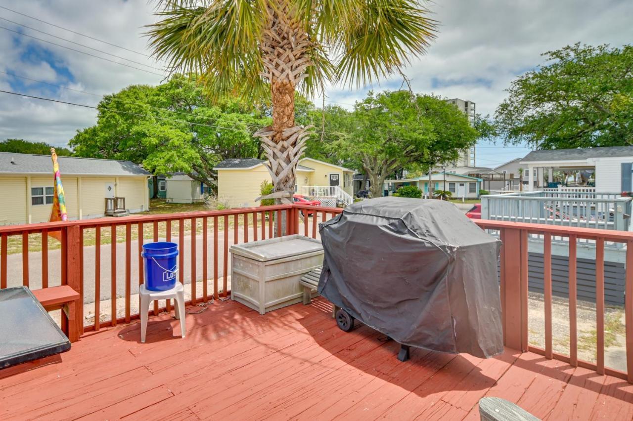 Holiday home Myrtle House Private Deck And Community Pools *