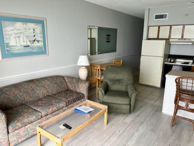Royal Garden 1510 Apartment