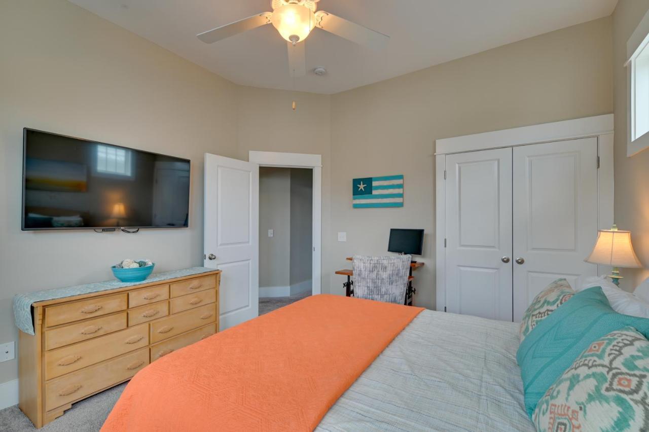 Breezy Myrtle Getaway, 1 Block To Beach! Holiday home Myrtle Beach