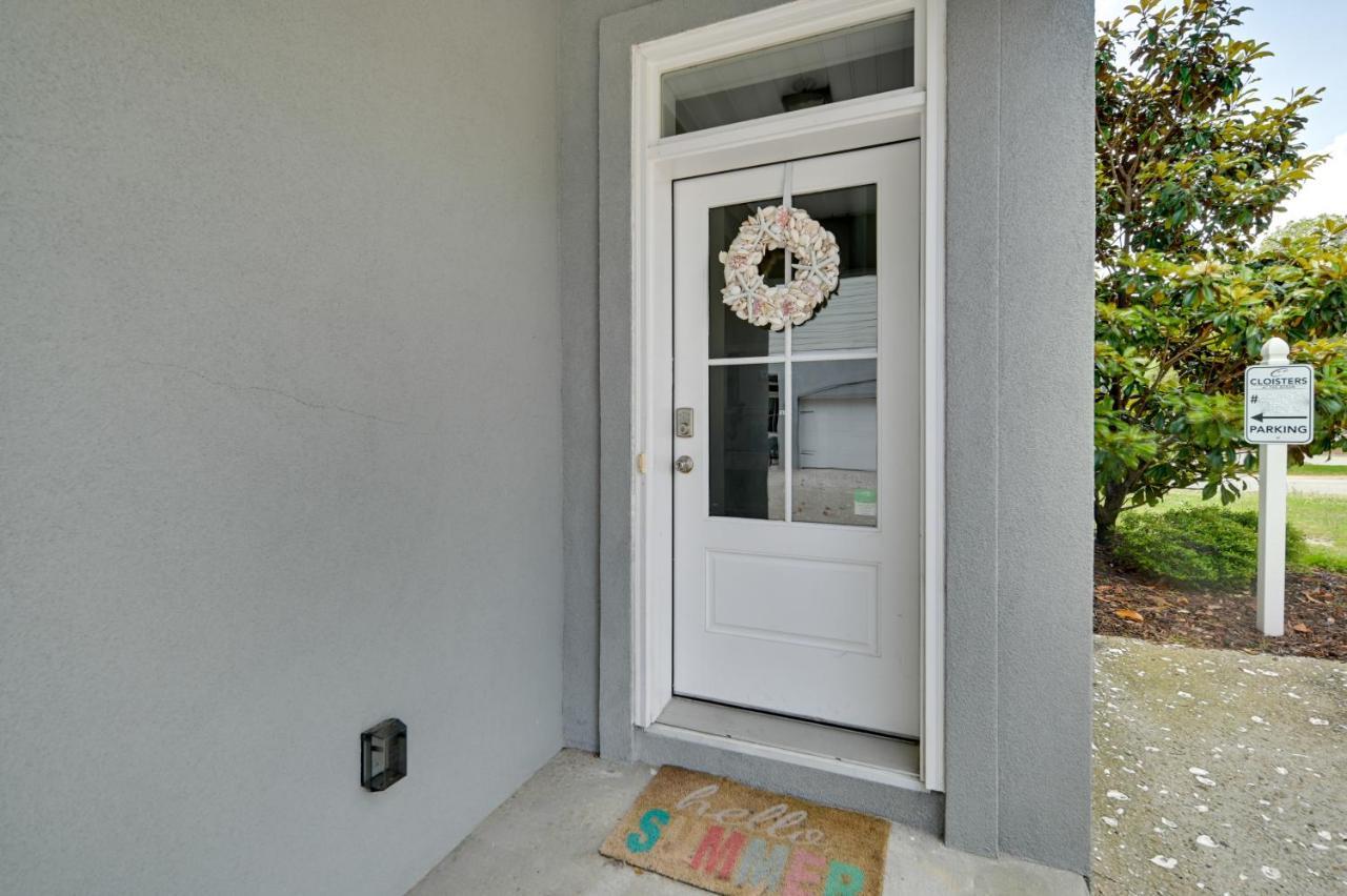 Holiday home Breezy Myrtle Getaway, 1 Block To Beach!