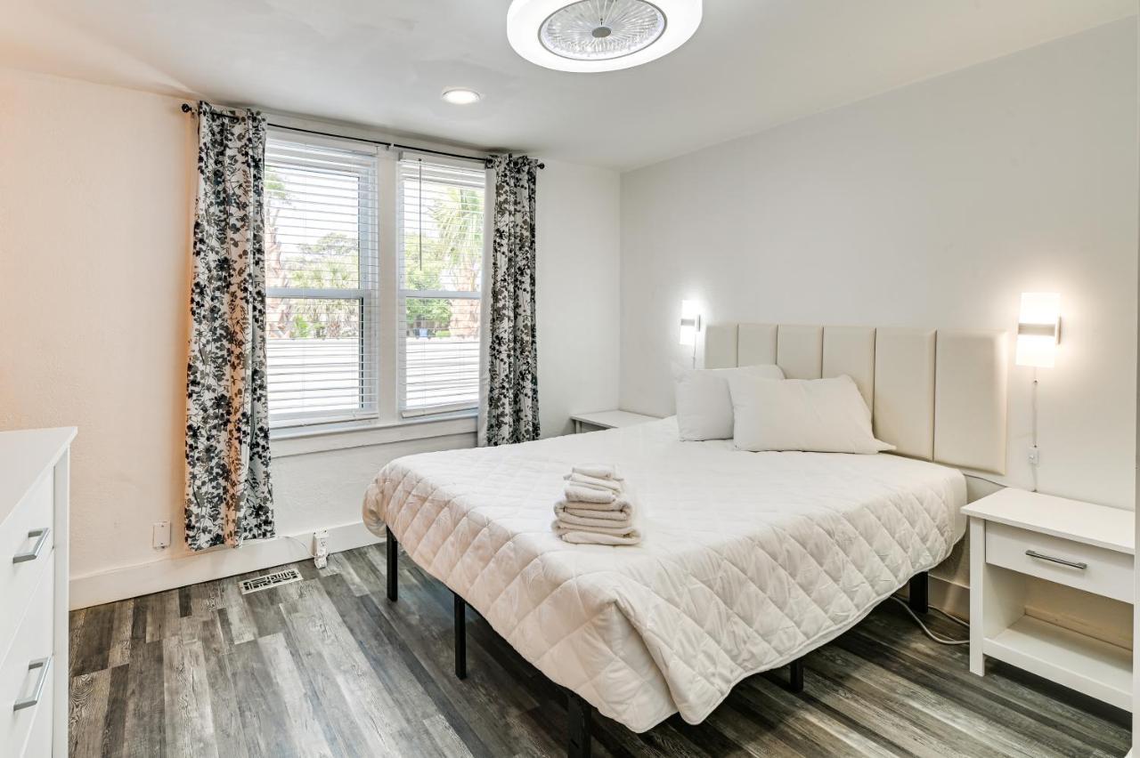 Myrtle Abode Near Amusement Parks And Beaches! Holiday home