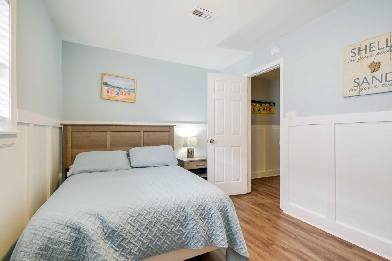 Holiday home Atlantic Escape About 2 Mi To Barefoot Landing!