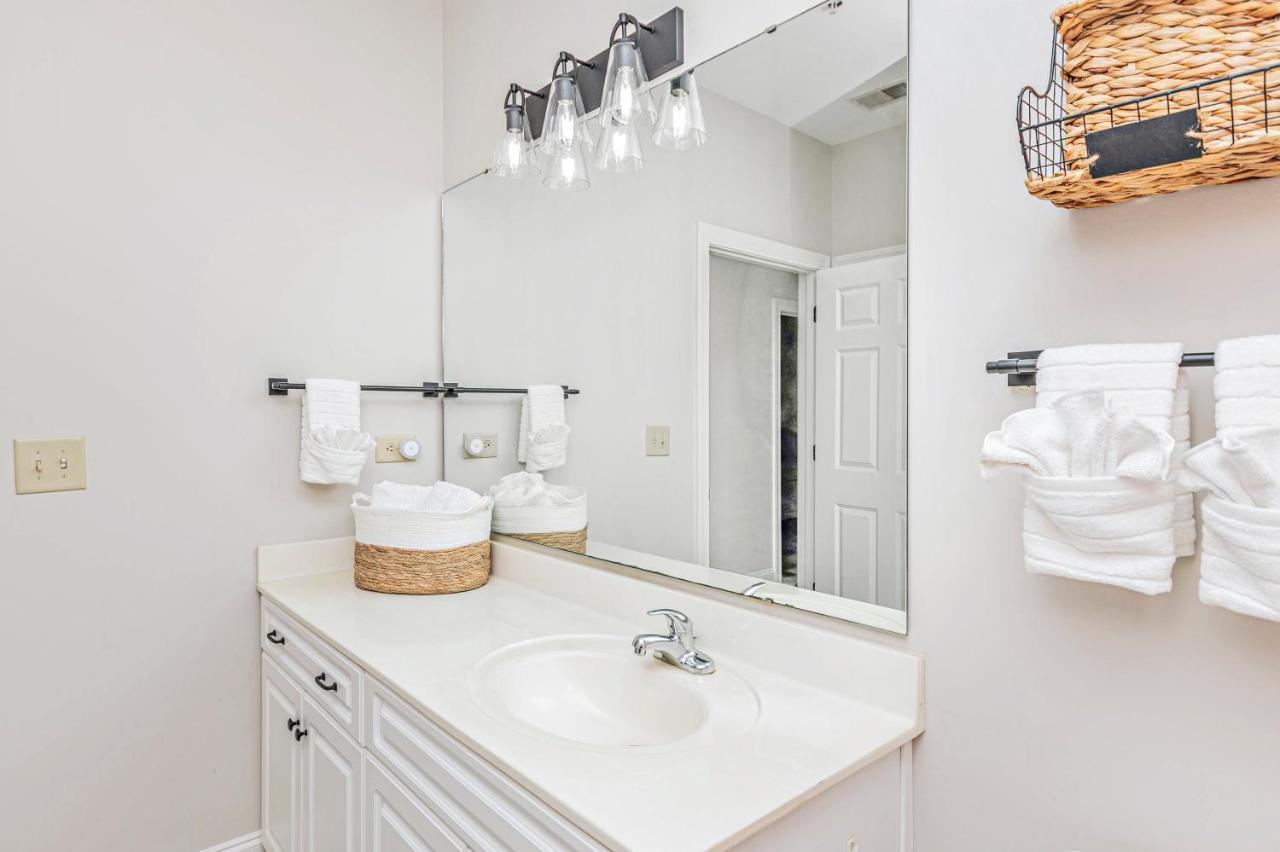 Aparthotel The Salty Fairway, Golf Course With Style Pool, 5 Miles From Beach, Fully Updated Myrtle Beach
