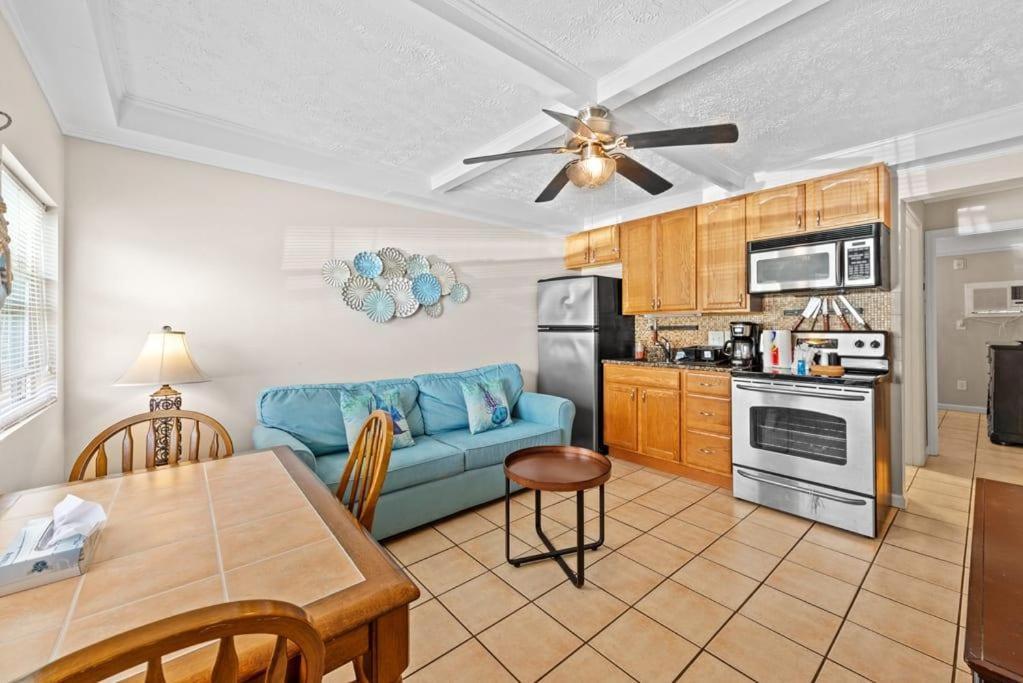 Beach Life 1br W Pool Parking Pets Allowed 7 Apartment *