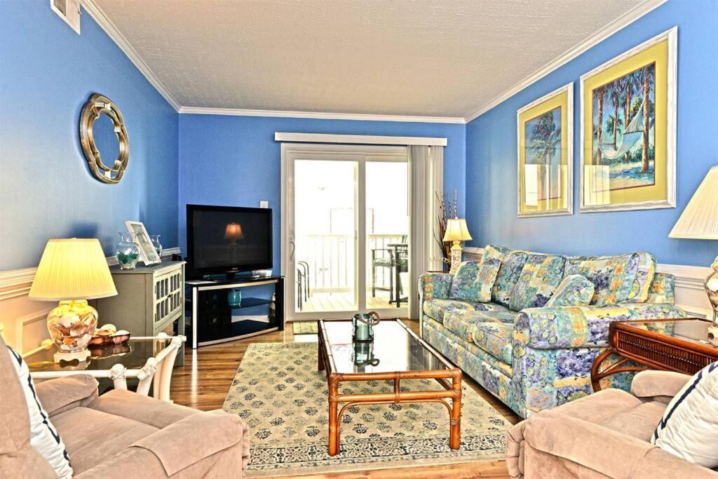 Wow Oceanfront With Ocean View Balcony Pool Amazing Location Holiday home