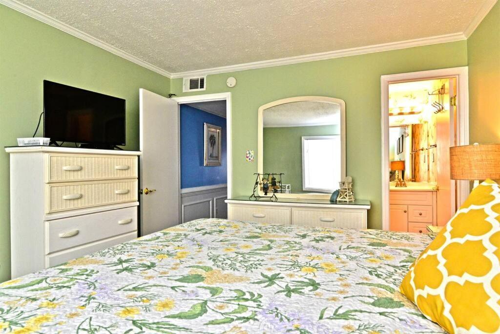Wow Oceanfront With Ocean View Balcony Pool Amazing Location Myrtle Beach