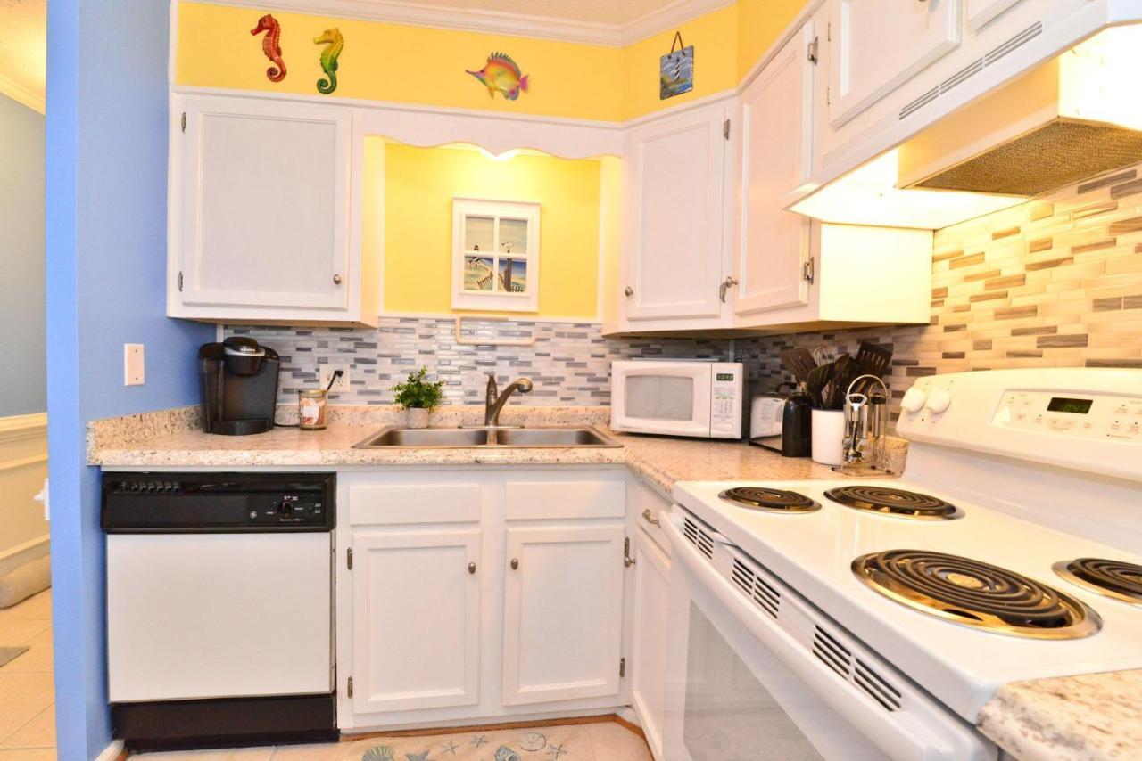 Wow Oceanfront With Ocean View Balcony Pool Amazing Location Holiday home