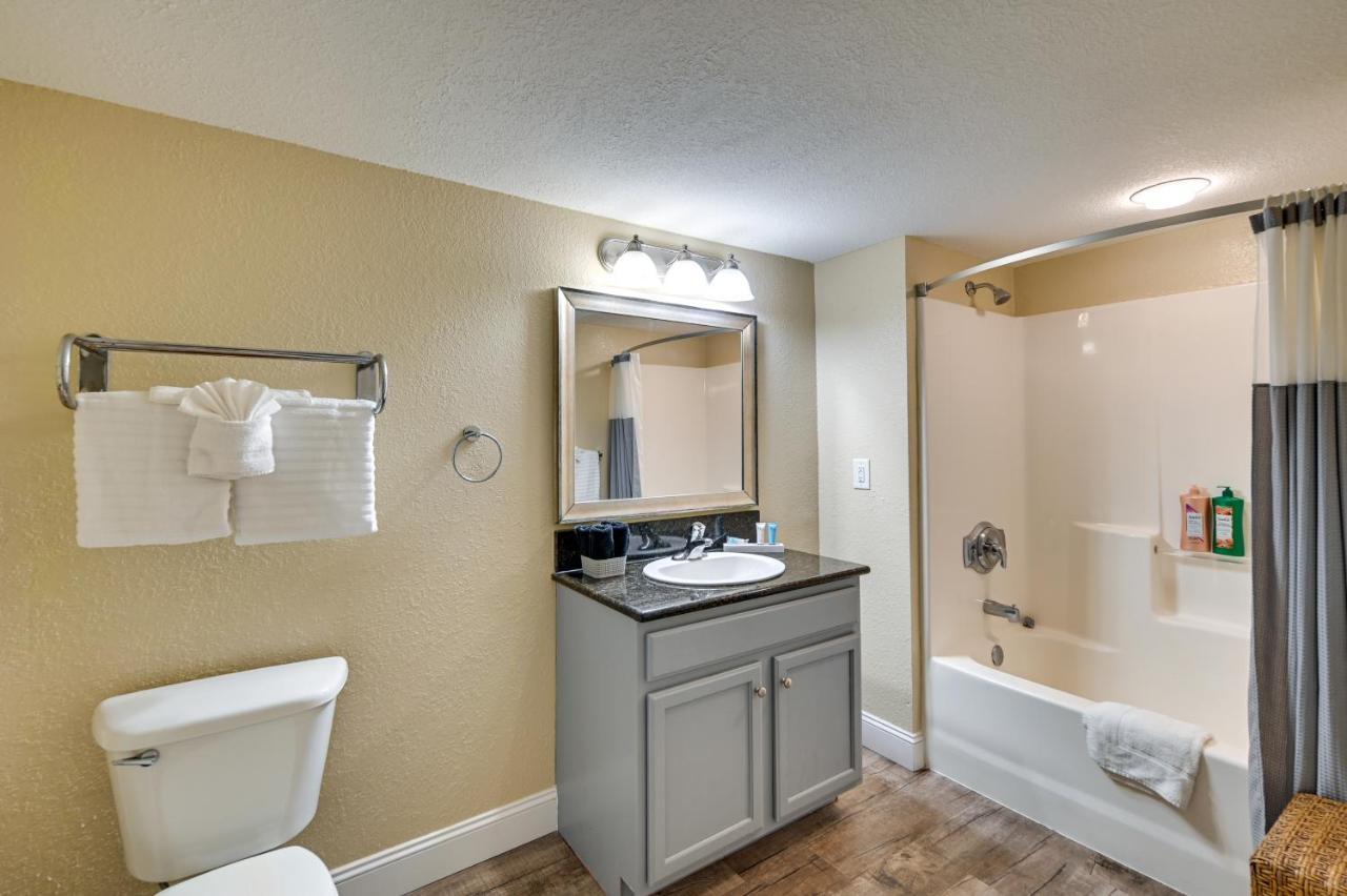 Myrtle With Community Pool And Ocean Views Myrtle Beach