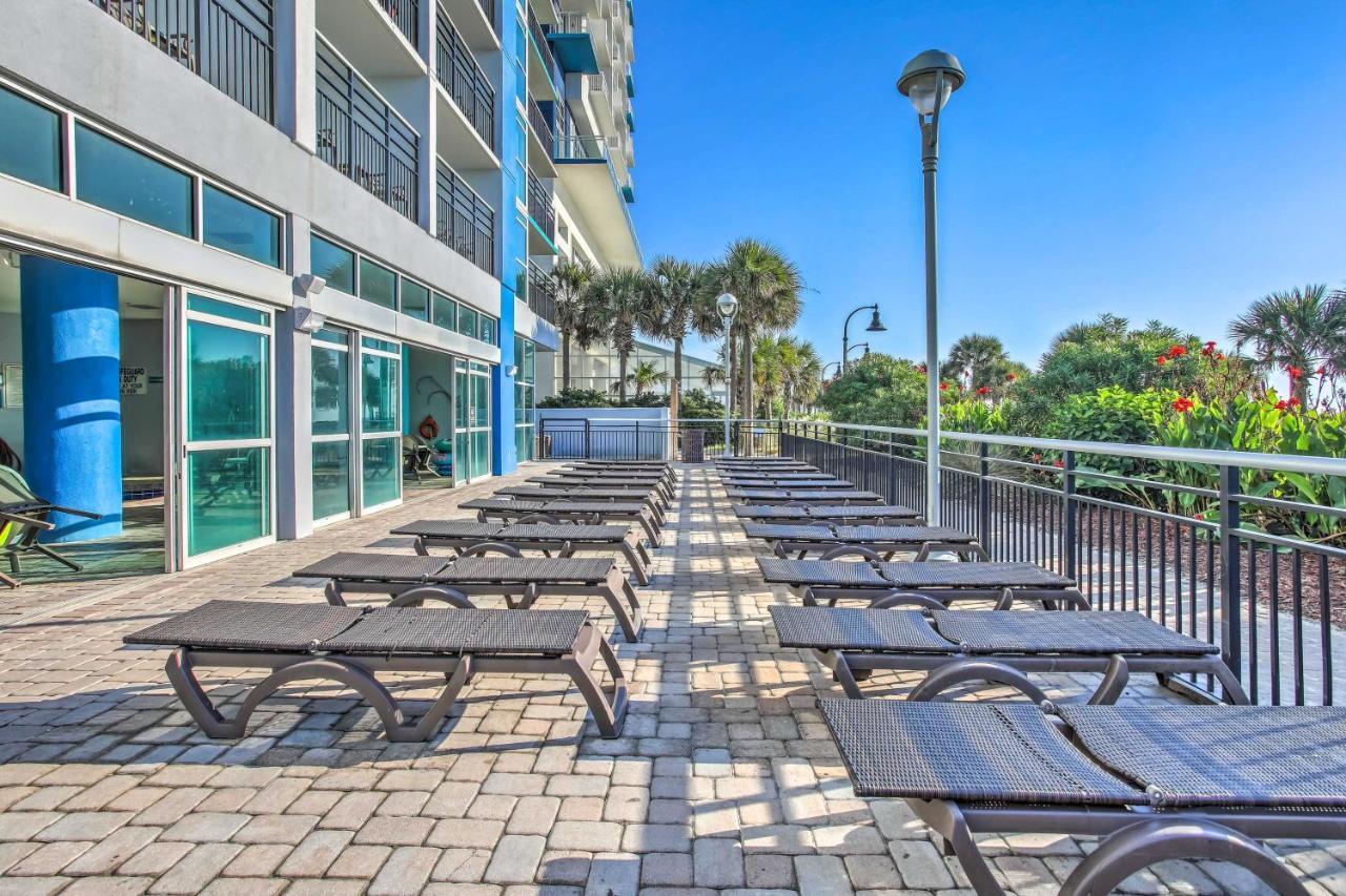 Apartment Myrtle With Community Pool And Ocean Views