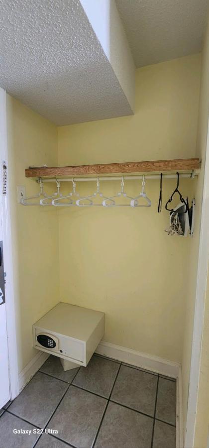 Apartment Oceanfront Efficiency T405 *