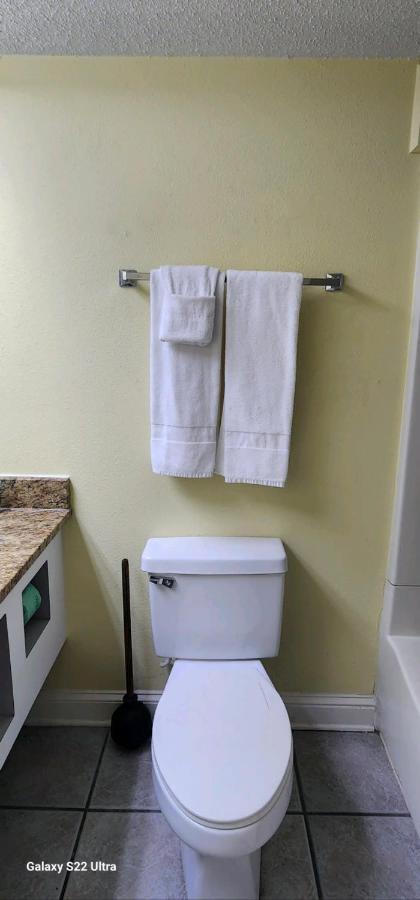 Oceanfront Efficiency T405 Apartment