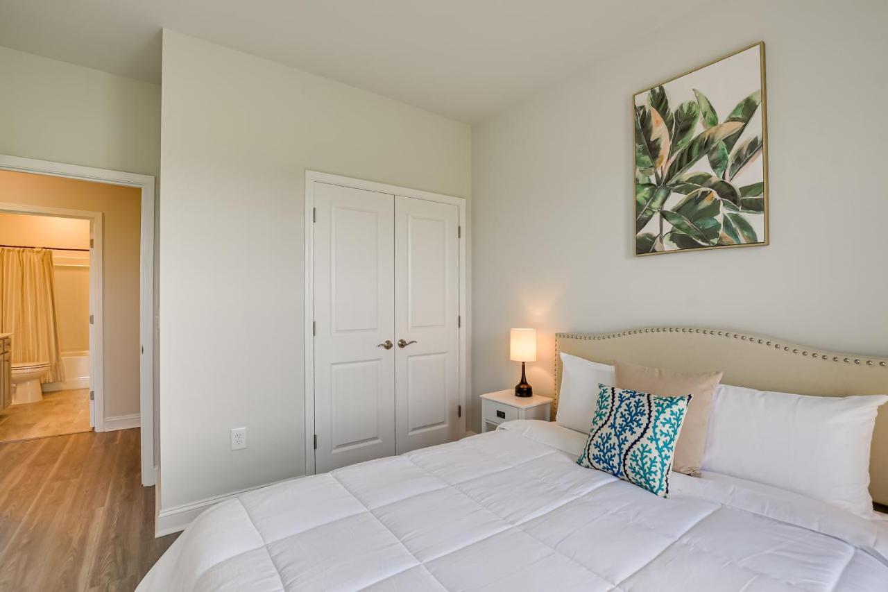 North Myrtle Townhome With Pool And Golf Access