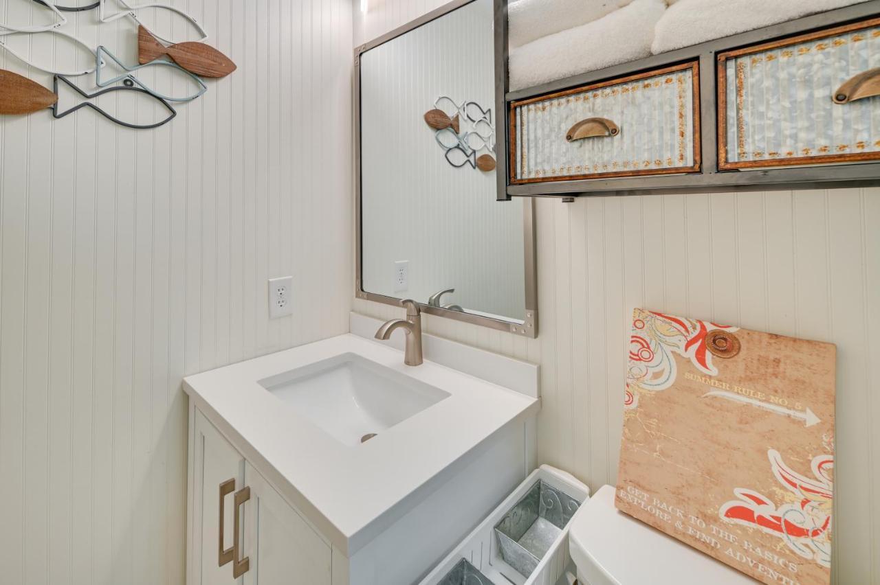 Bright Myrtle With 3 Private Balconies! Apartment *