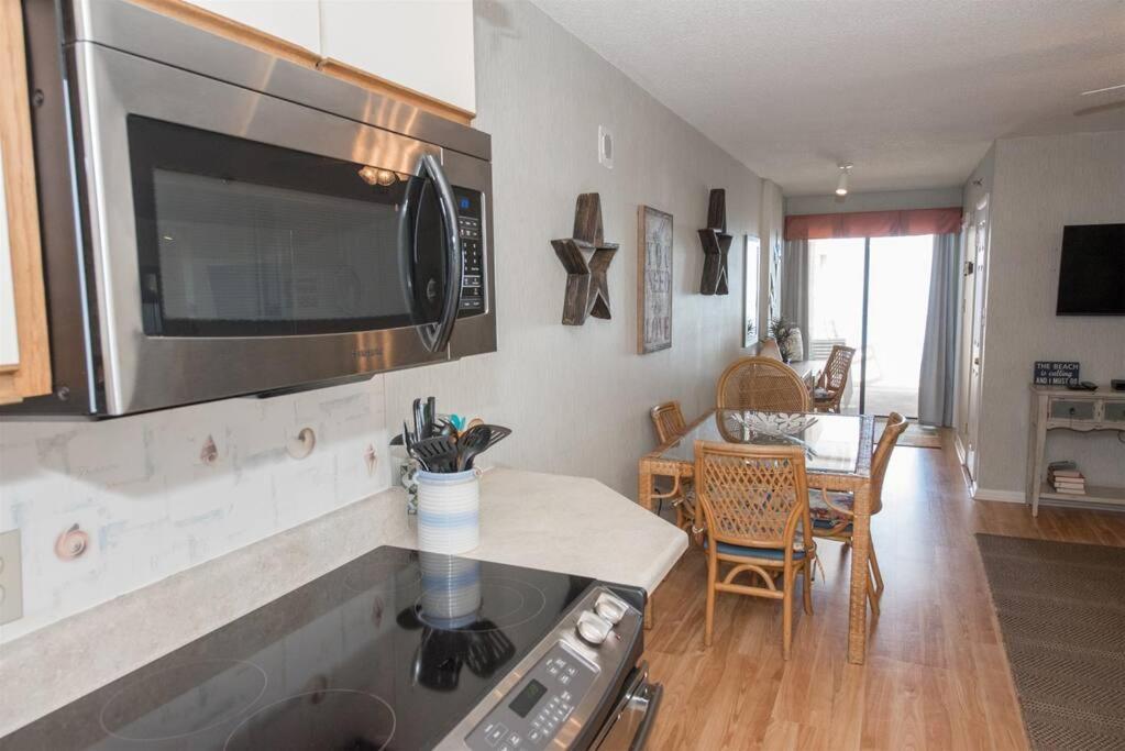 Oceanfront Penthouse In Paradise W Indoor Pool Holiday home