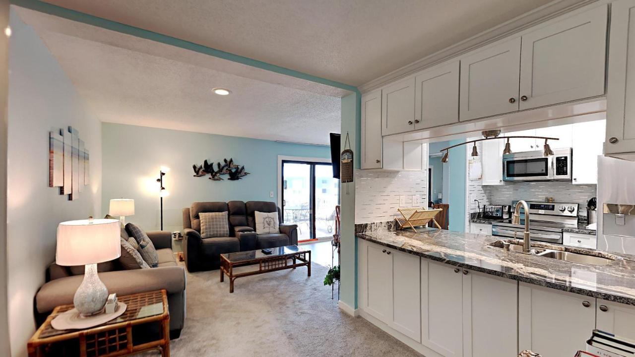 Holiday home Cozy 2br With Full Kitchen Outdoor Pool