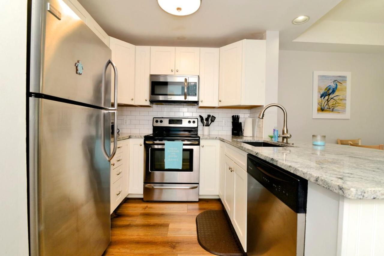 Holiday home Modern Ocean Creek W Oceanfront Pool And Tiki Bar Myrtle Beach