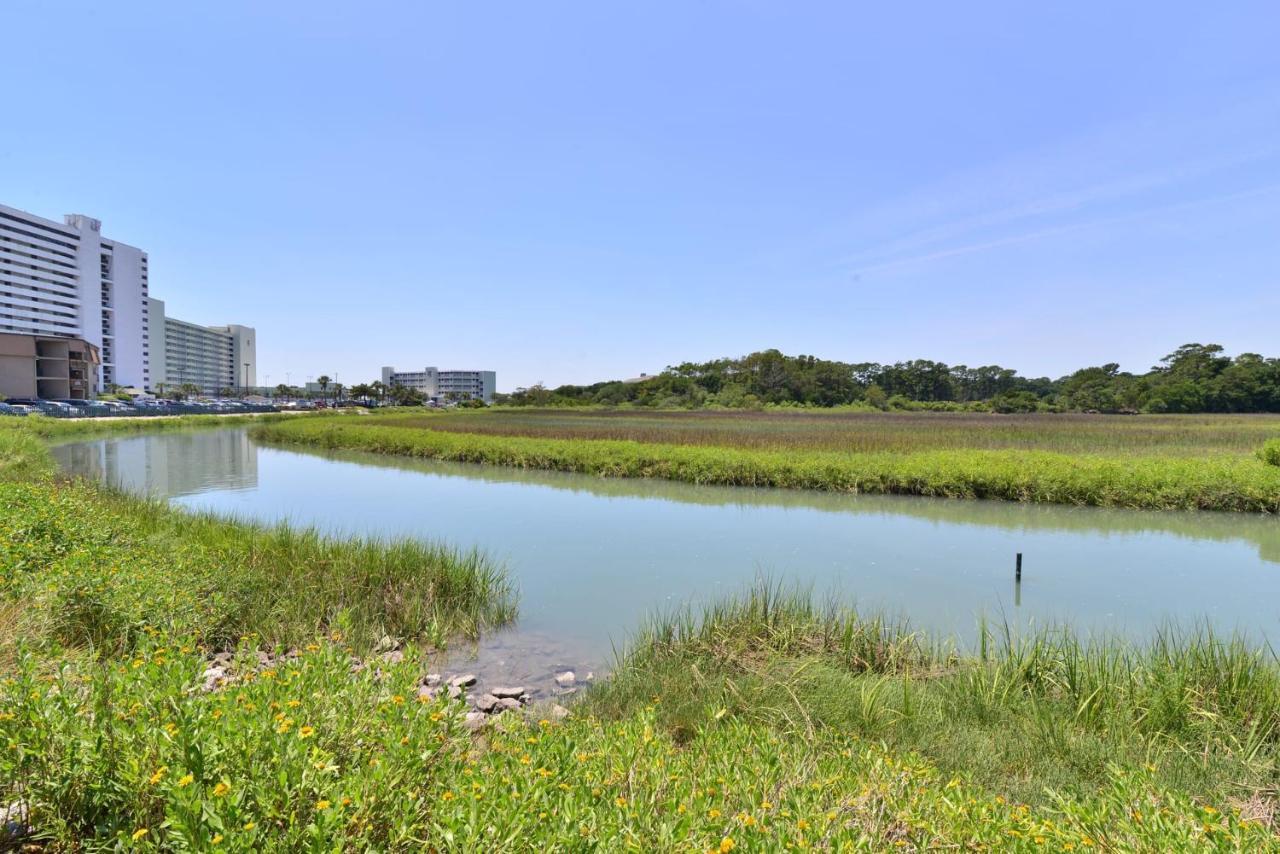 Holiday home Waterfront Paradise 100 Feet To
