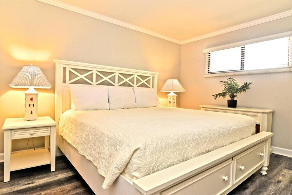 Wow Ocean View On Oceanfront W Indoor And Outdoor Pools Holiday home *