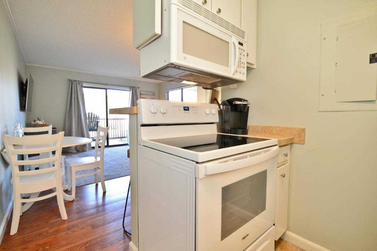 Inlet Dream At Cherry Grove Point W Kayak And Pool Holiday home