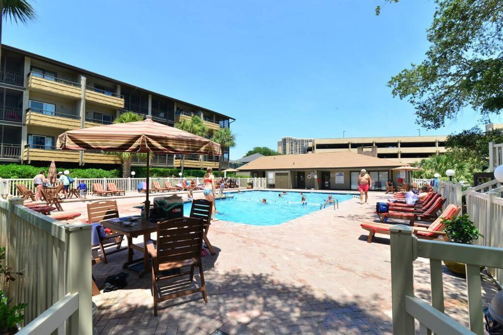 Waterfront Paradise 100 Feet To Holiday home Myrtle Beach