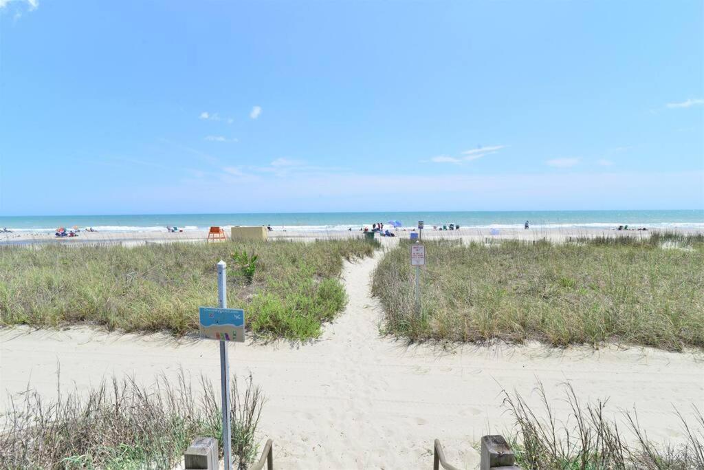 Wow Ocean View On Oceanfront W Indoor And Outdoor Pools