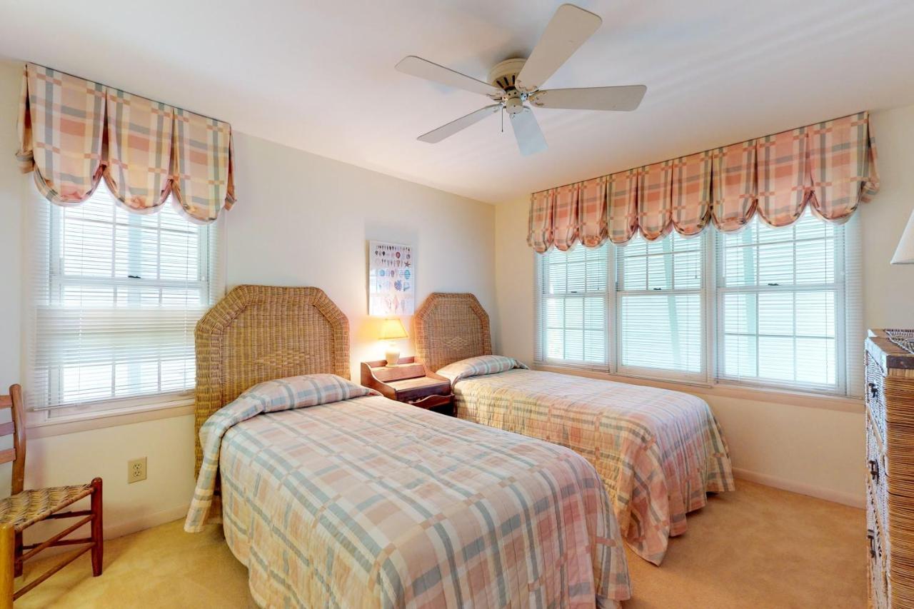 At The Holiday home Myrtle Beach