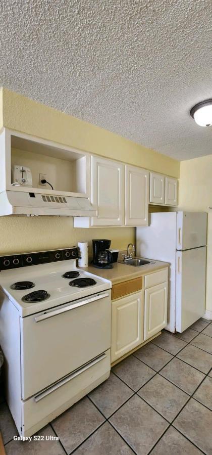 Apartment Oceanview Efficiency Dw 1605