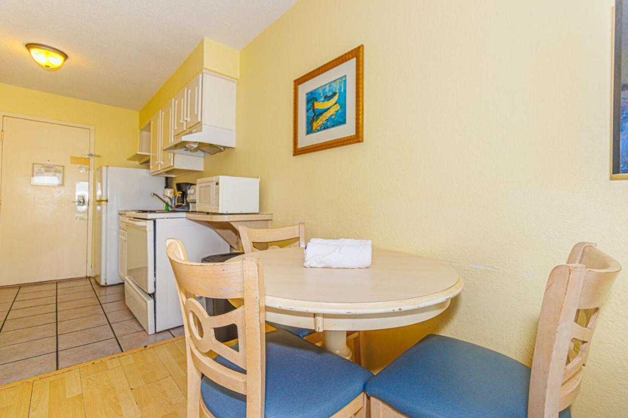 Ocean View Double Queen Suite! Perfect For 4 Guests! Sea Mist 50910 Holiday home *