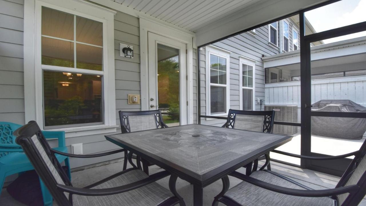 5206 Townes At Barefoot Townhouse Holiday home