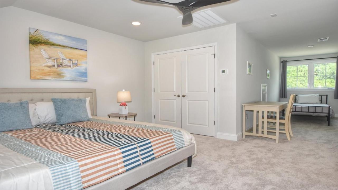 5206 Townes At Barefoot Townhouse