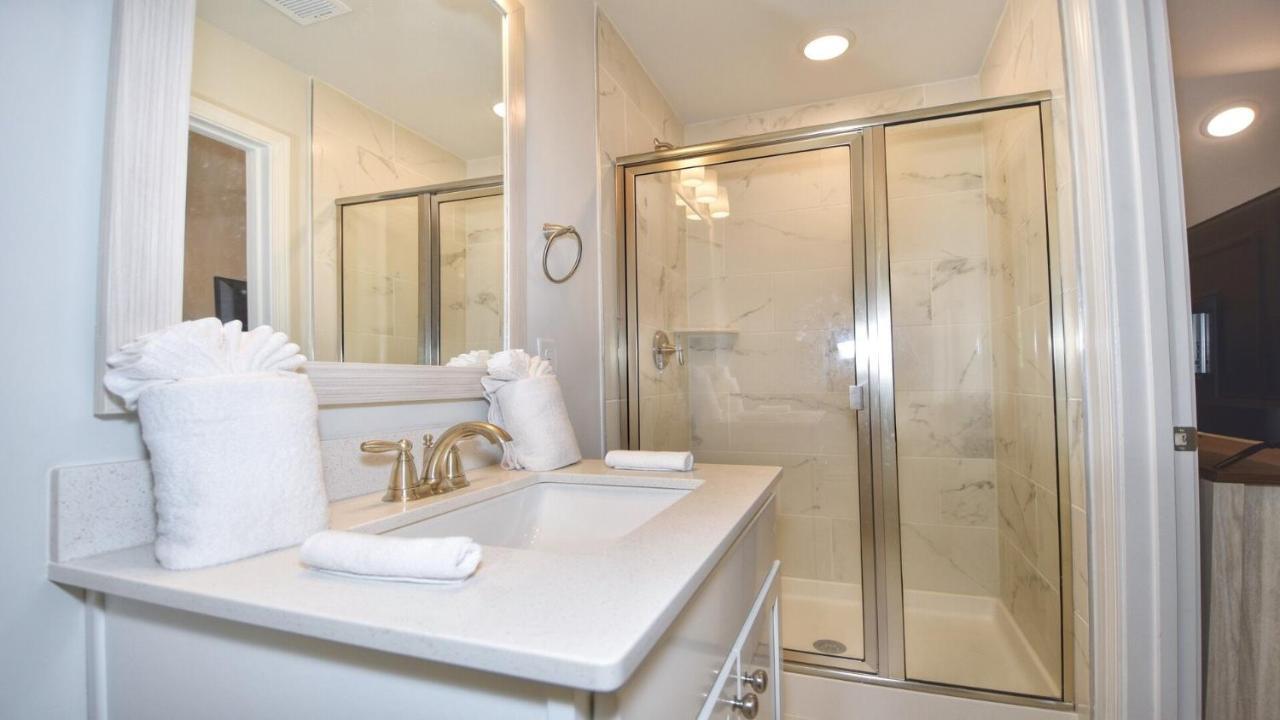 5206 Townes At Barefoot Townhouse Holiday home *