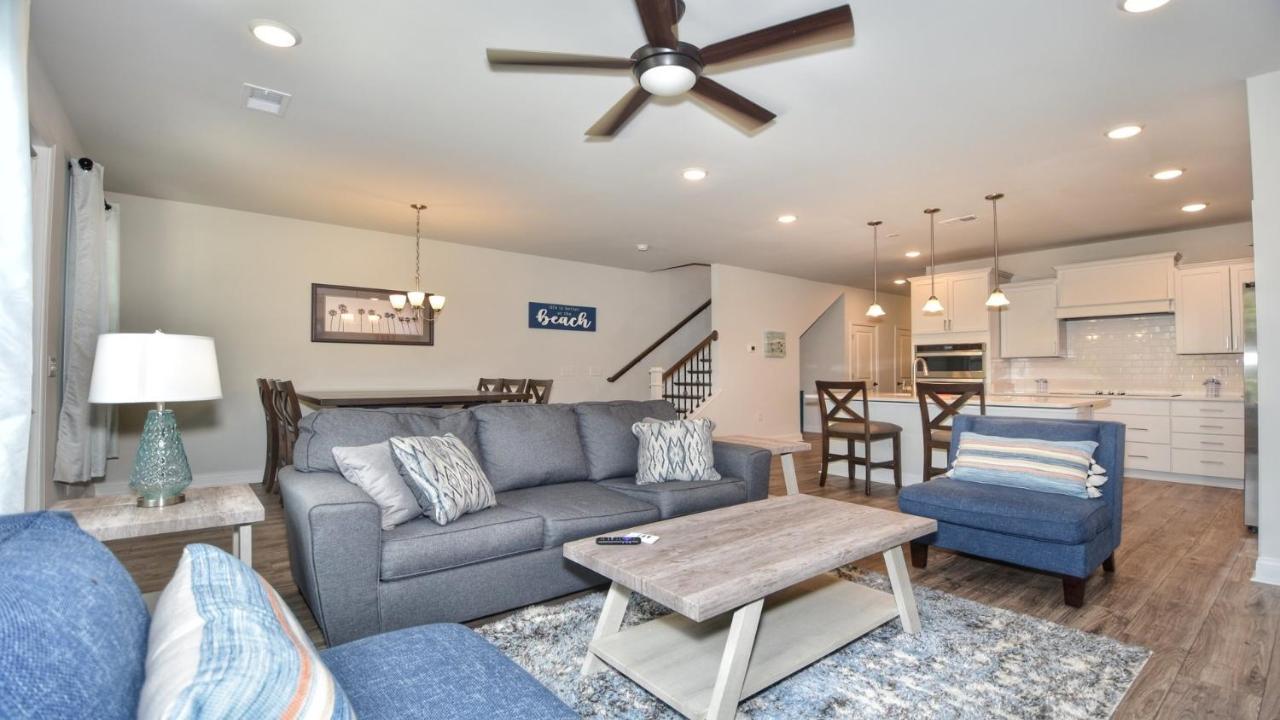 5206 Townes At Barefoot Townhouse *