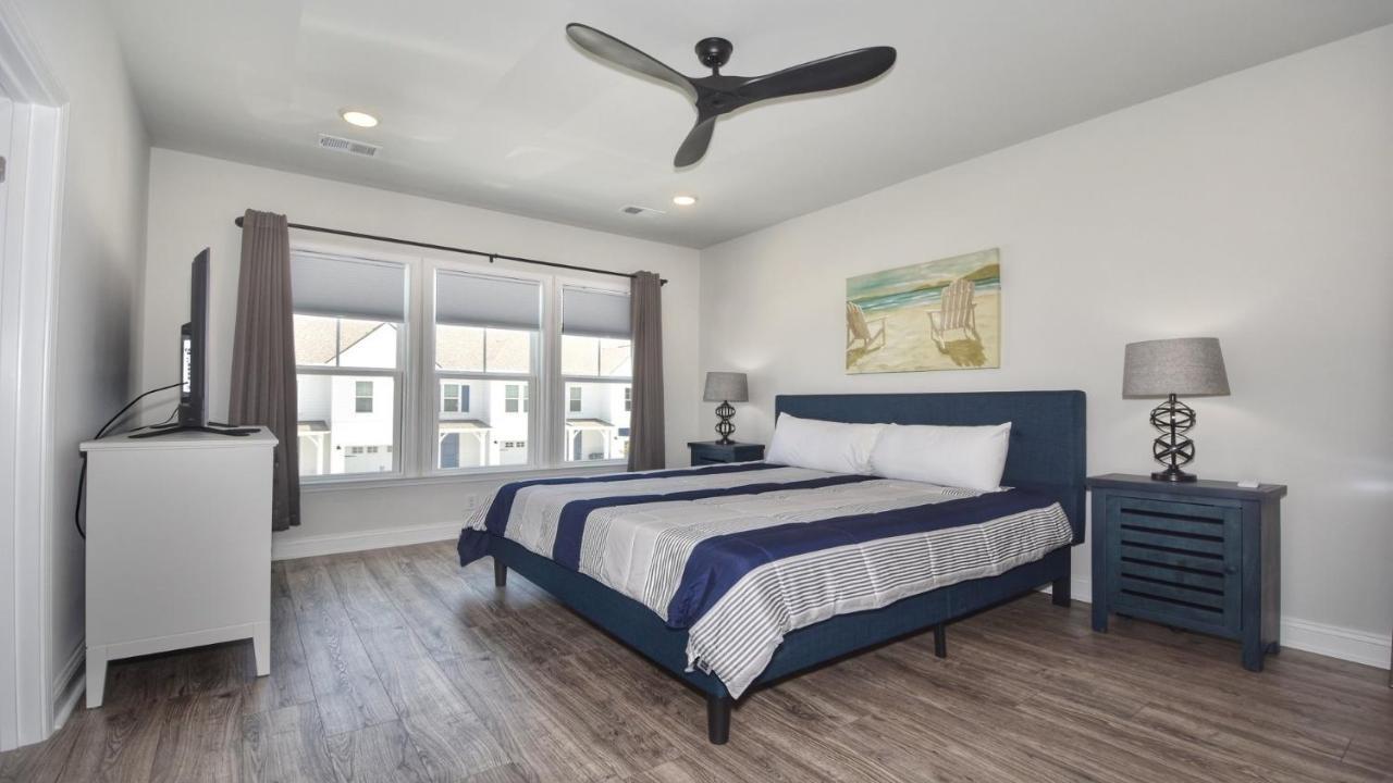 5206 Townes At Barefoot Townhouse Holiday home