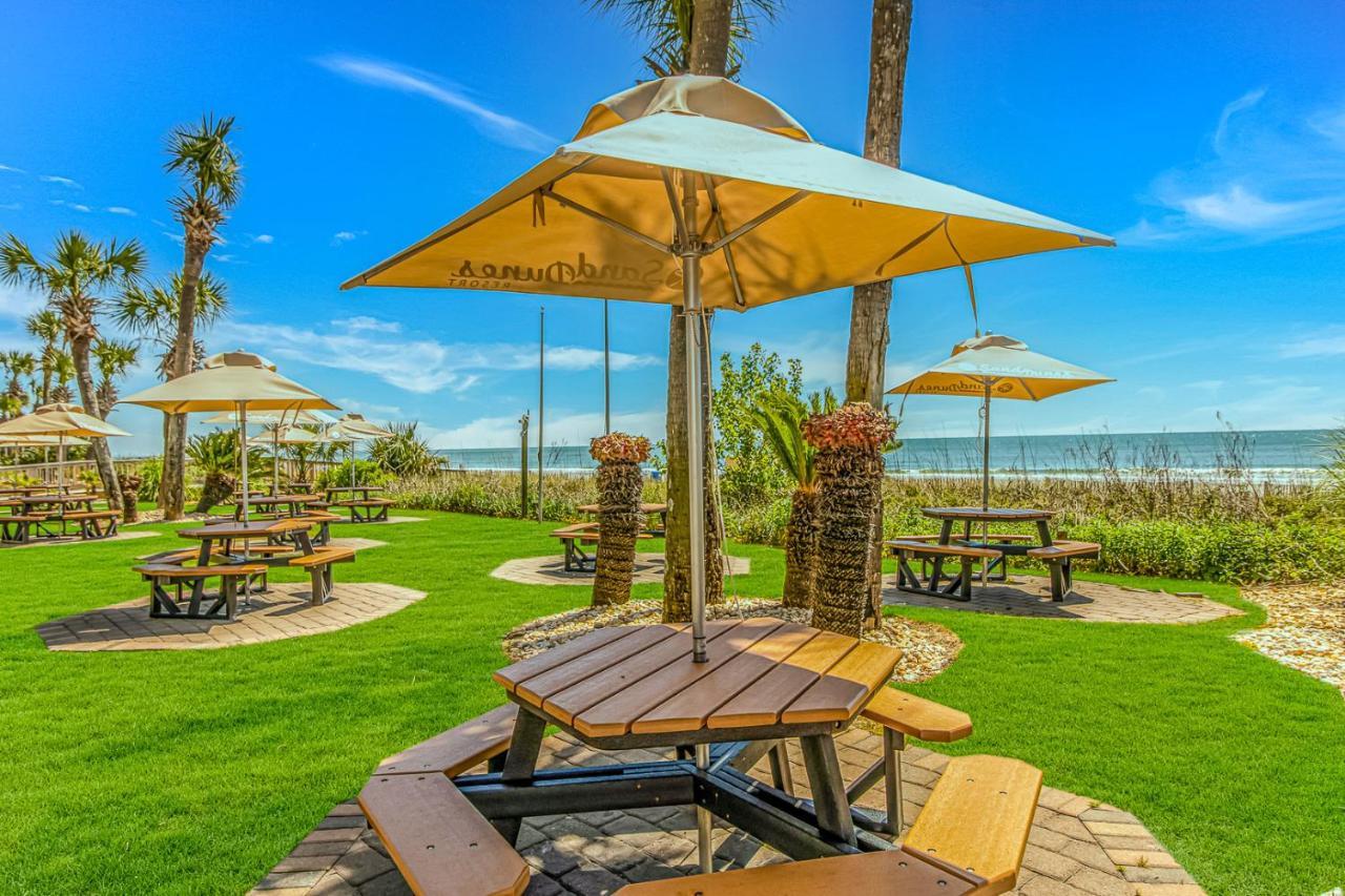 Newly Renovated- Oceanfront 1 Bedroom Suite- Dunes 2726 *