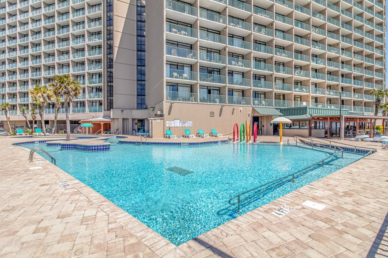 Newly Renovated- Oceanfront 1 Bedroom Suite- Dunes 2726 Holiday home *
