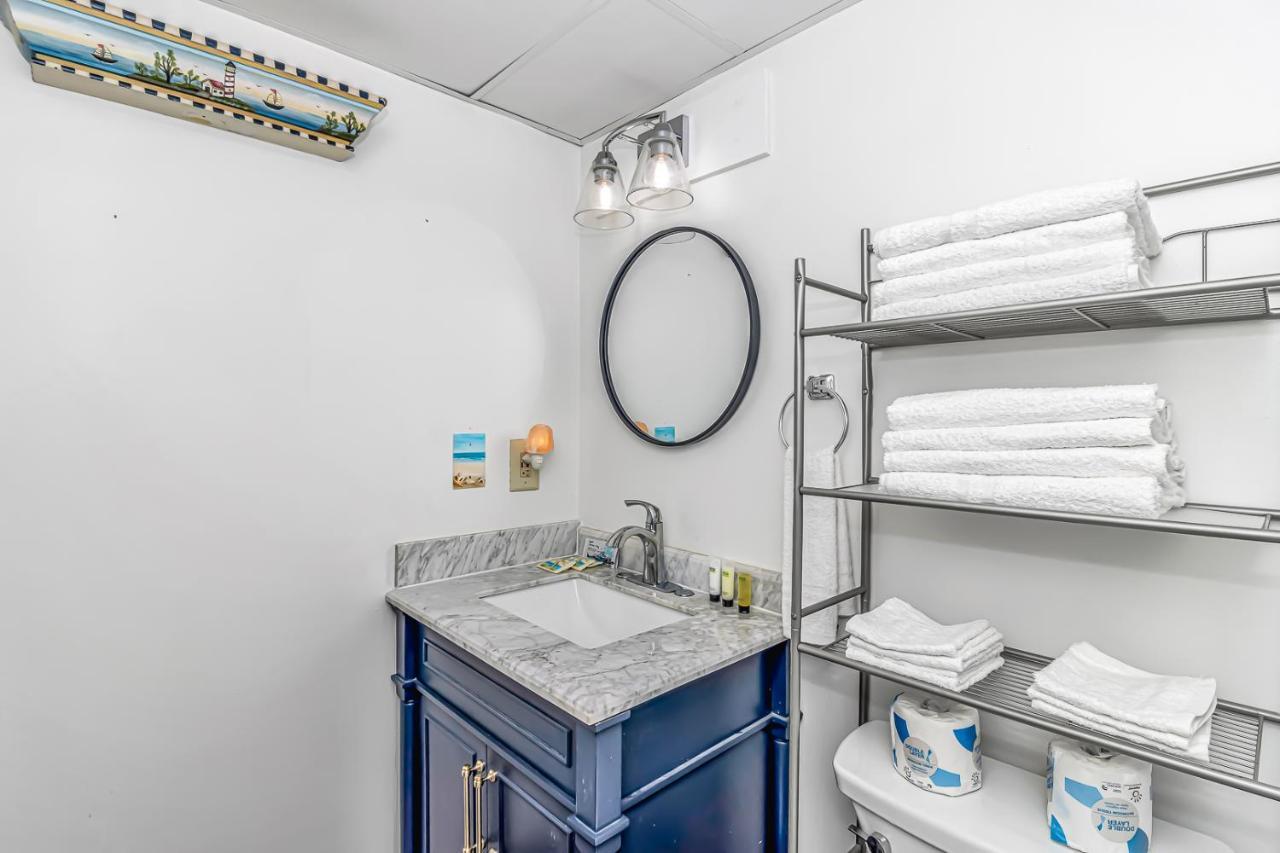 Holiday home Newly Renovated- Oceanfront 1 Bedroom Suite- Dunes 2726