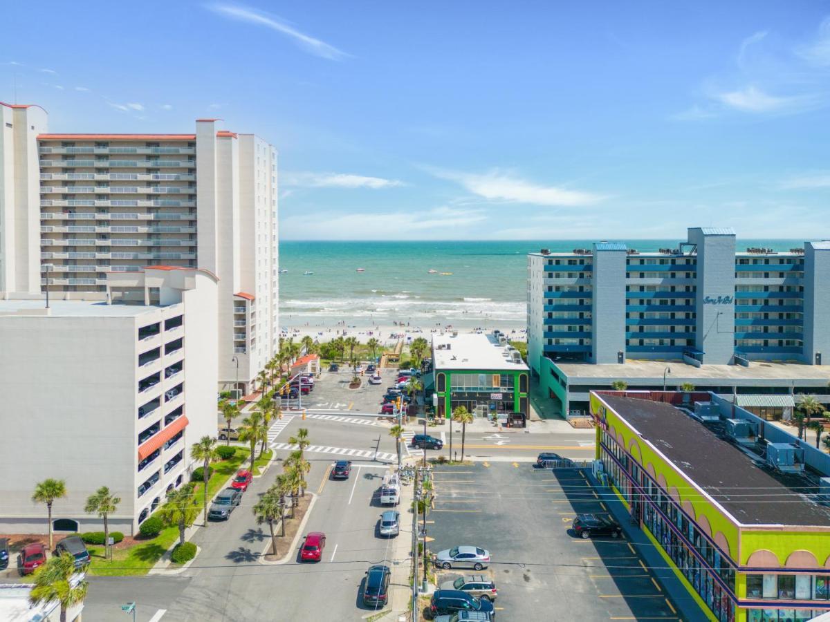 Beachy Keen, North Myrtle Single-family House, 150 Feet To Ocean! Pets Welcome! Myrtle Beach