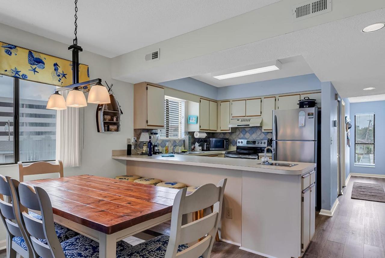 Dream Ocean View Steps To Location W Pool Holiday home *