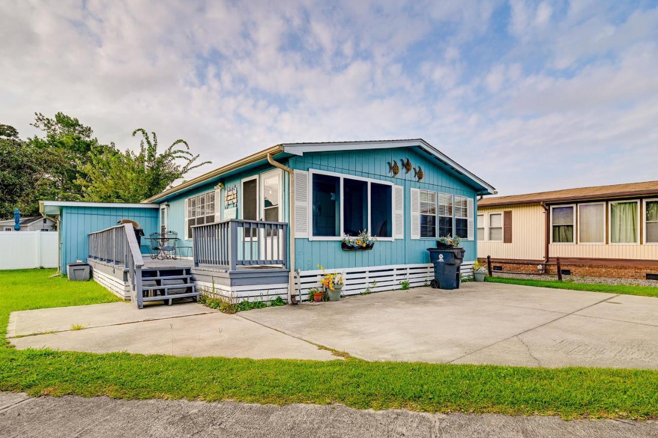Surfside With Community Perks Near Ocean! Holiday home