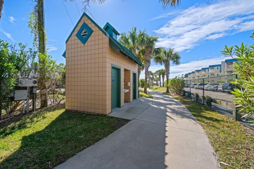 Shore Drive, Myrtle 2 Bd/2ba * Myrtle Beach