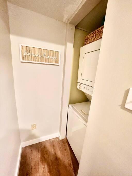 Shore Drive, Myrtle 2 Bd/2ba *