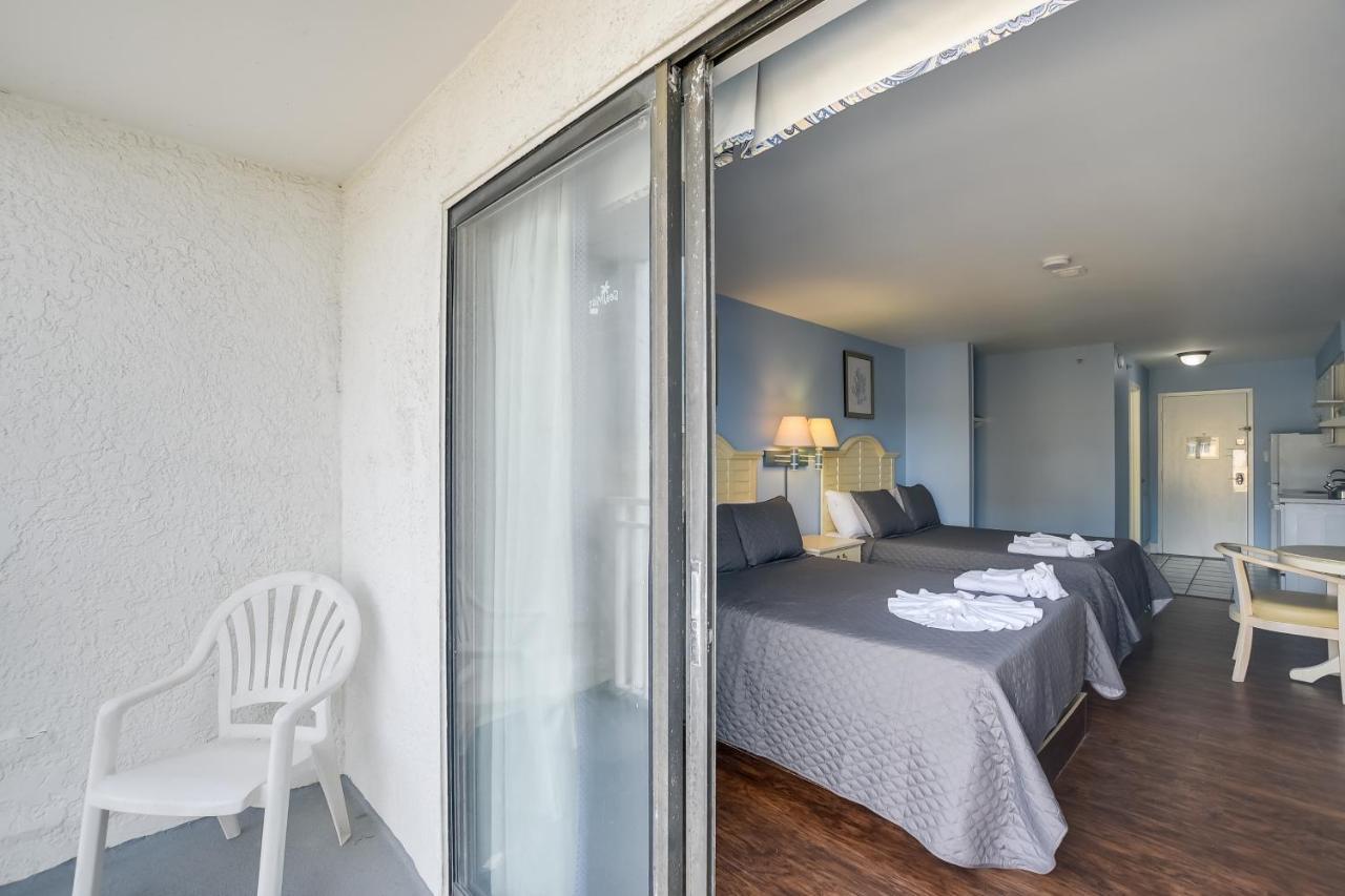 Apartment Life With Balcony!